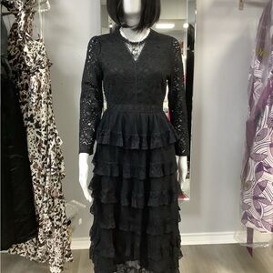 Chic Black Lace Long Sleeve Dress